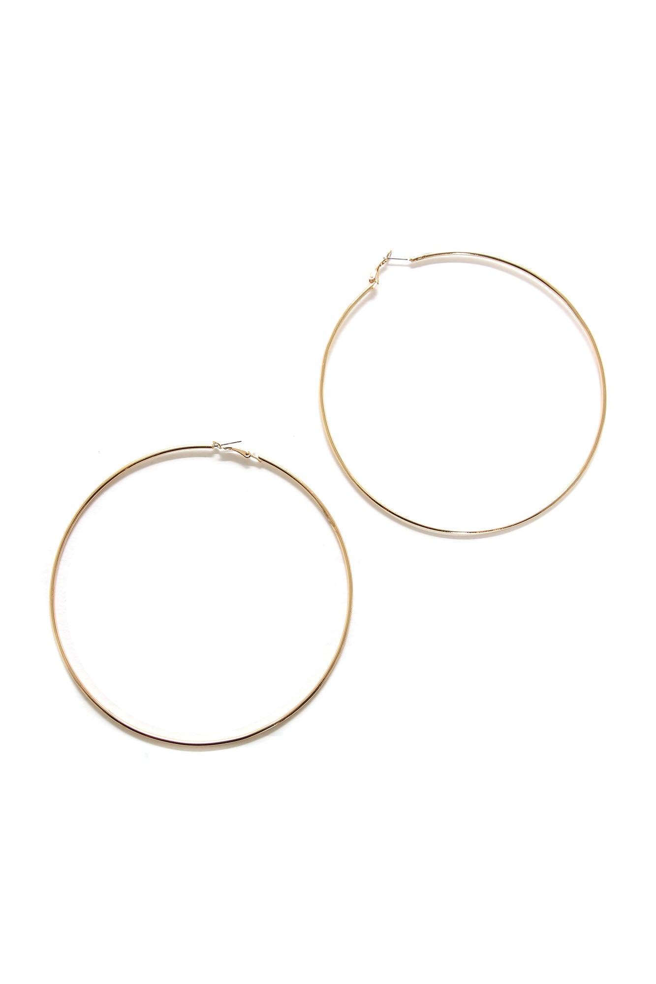 Glamour State Of Mind Earrings - Gold